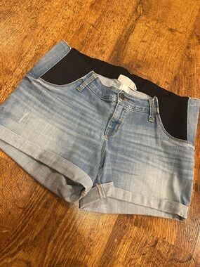 Isabel Maternity by Ingrid & Isabel Light Wash Denim Shorts with Black Panel
